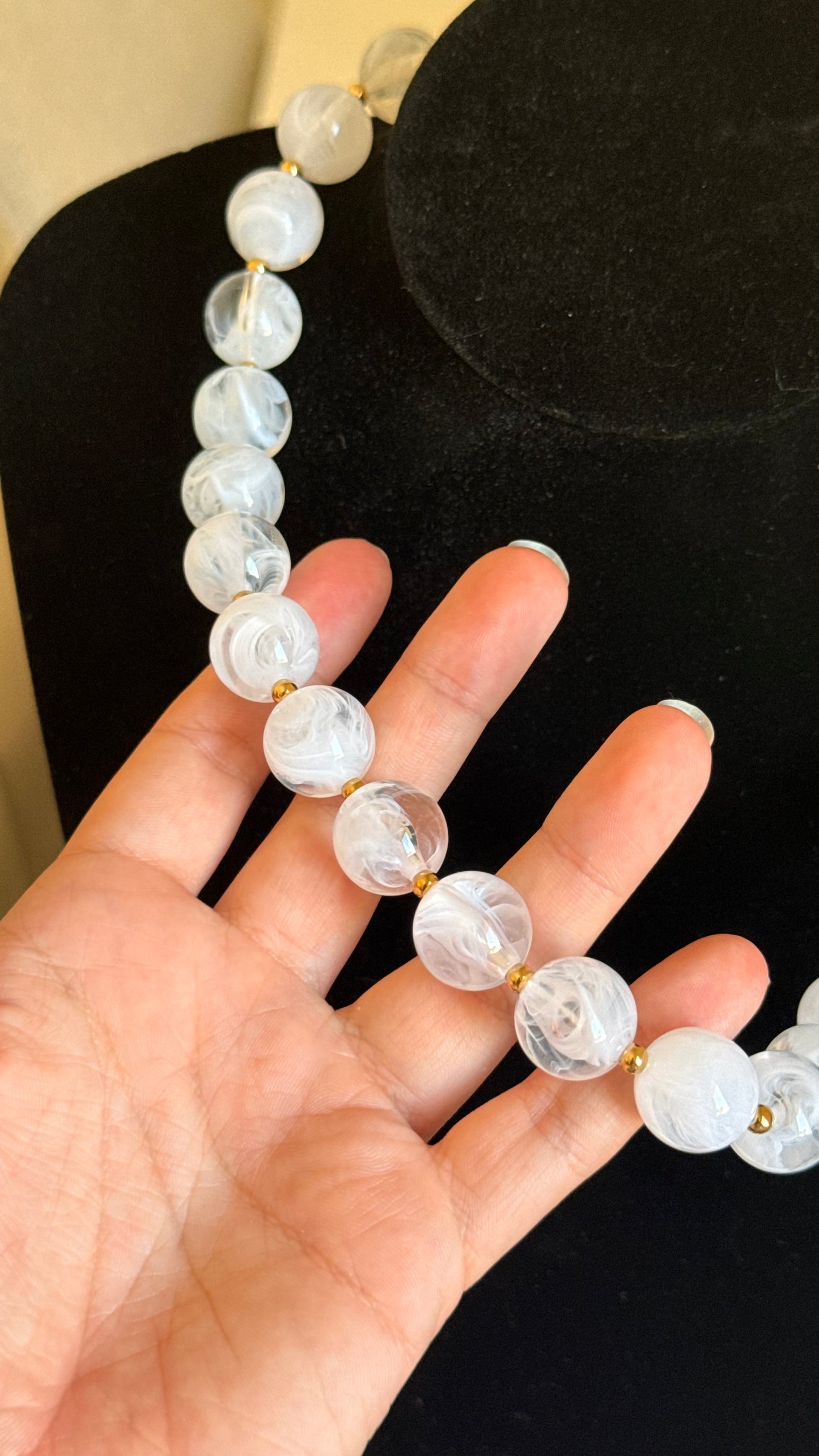 Collier petites perles rondes blanc