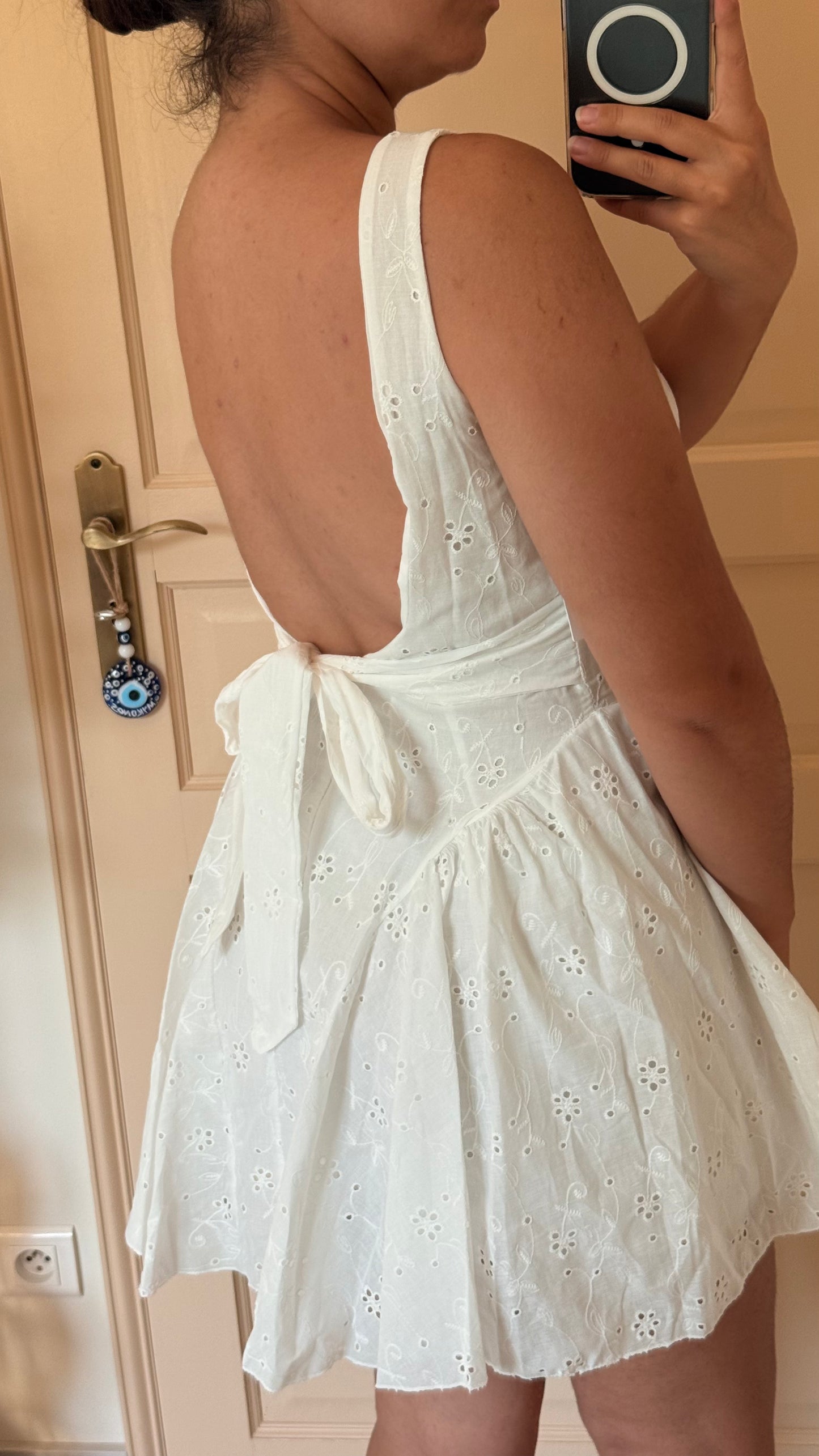 Robe romy brodée