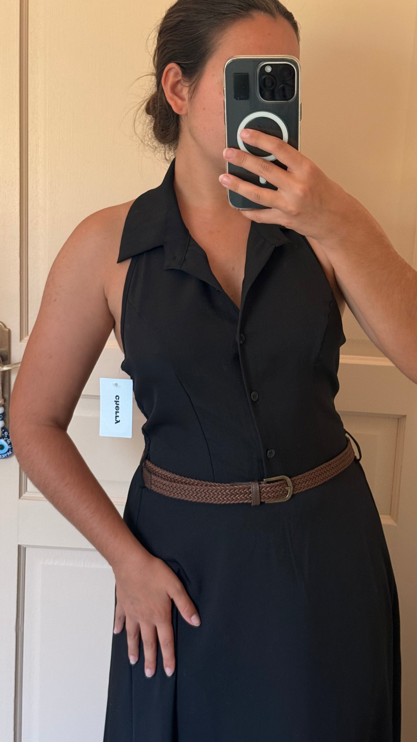 Robe isa noire