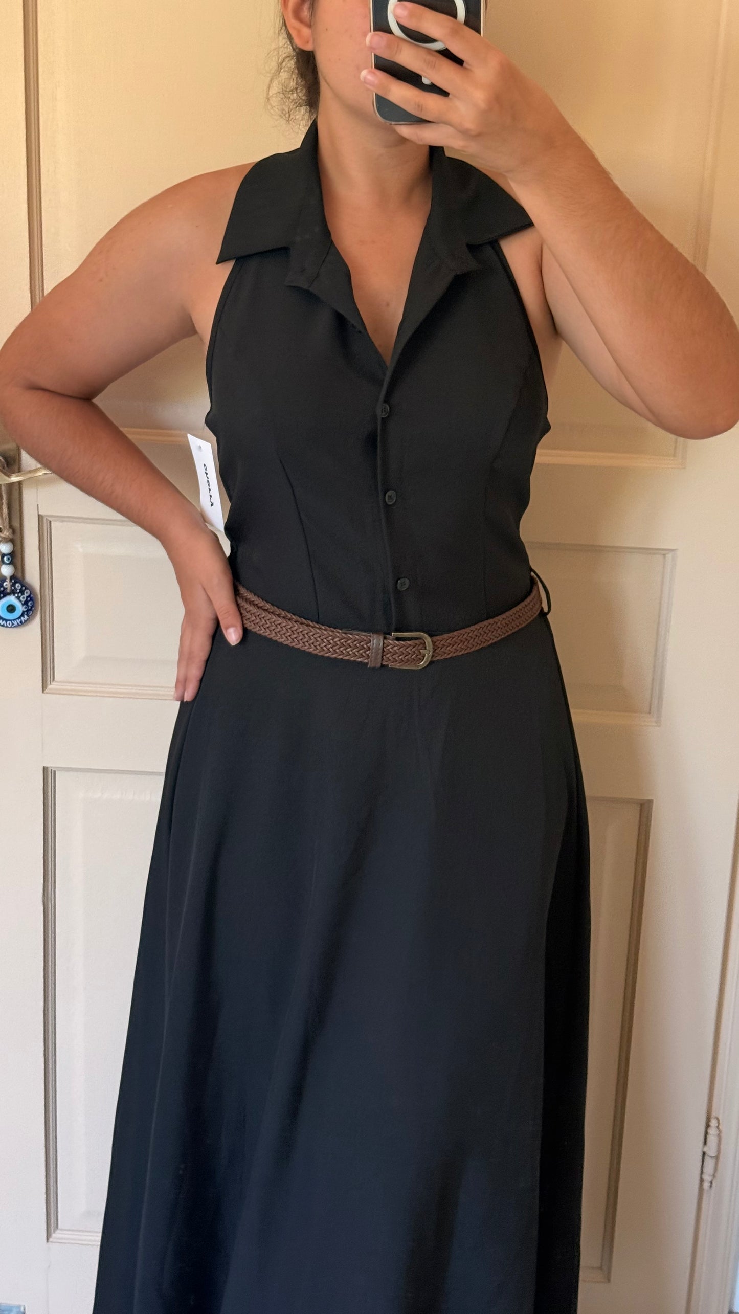 Robe isa noire