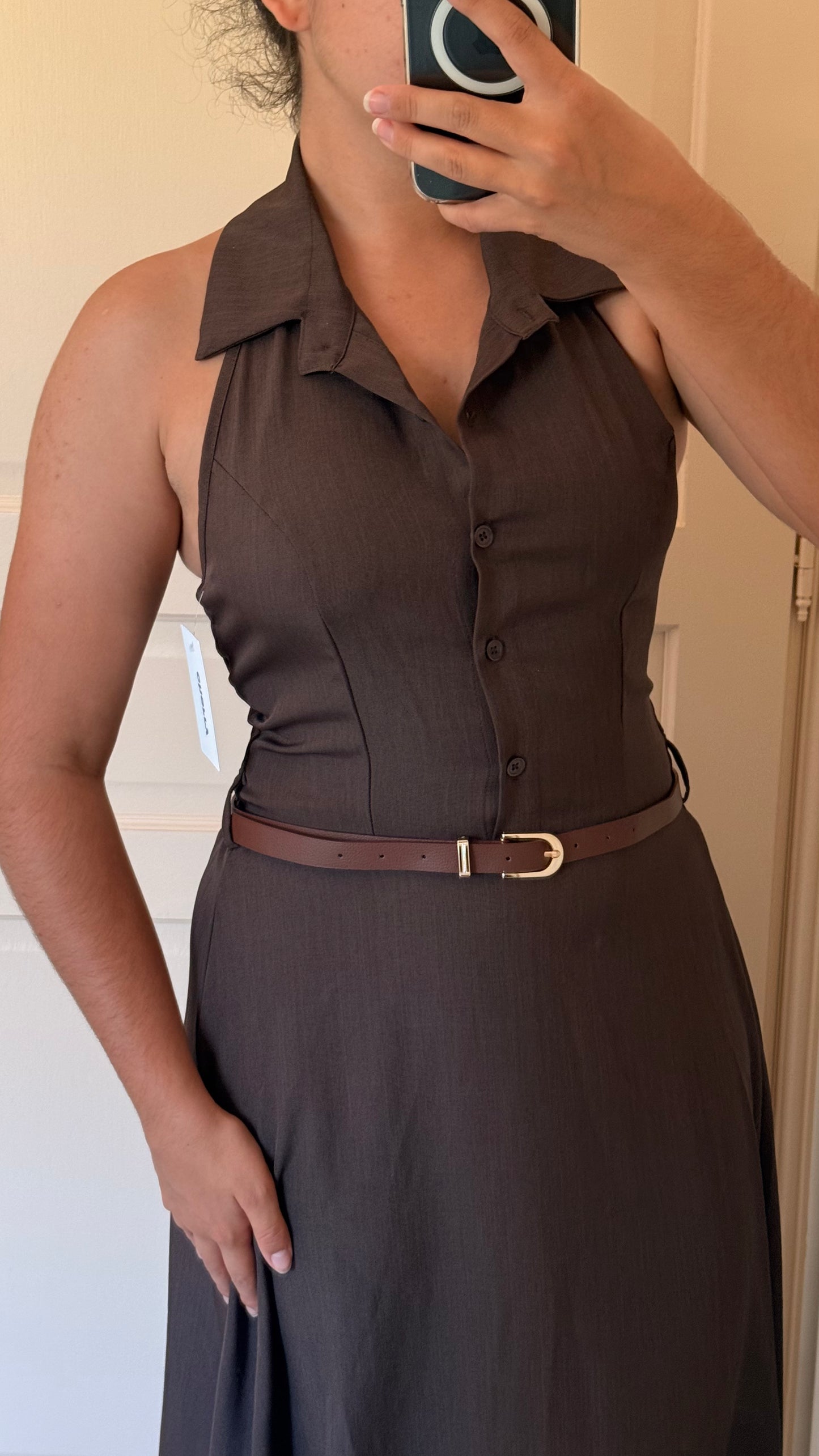 Robe isa marron