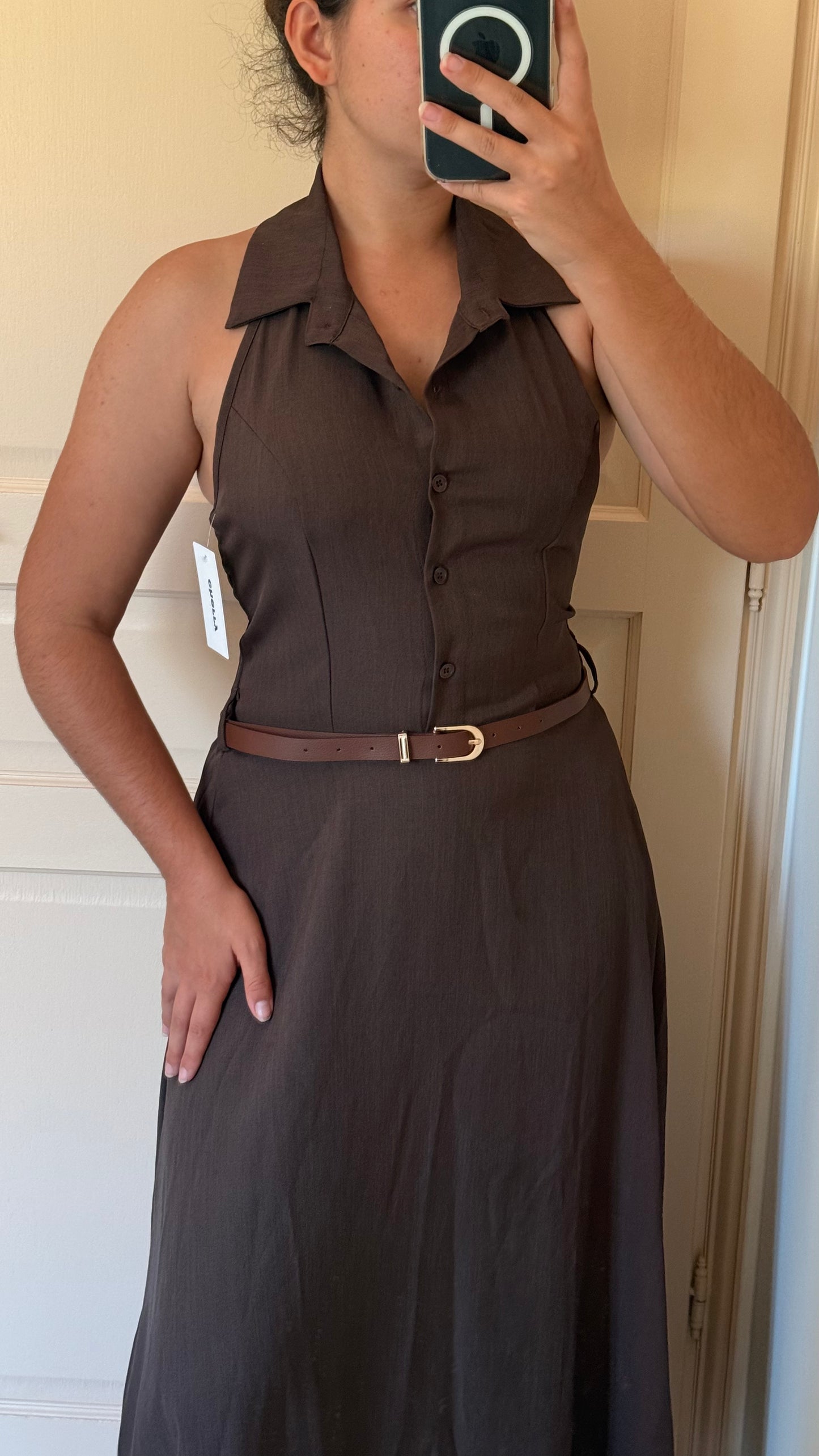 Robe isa marron