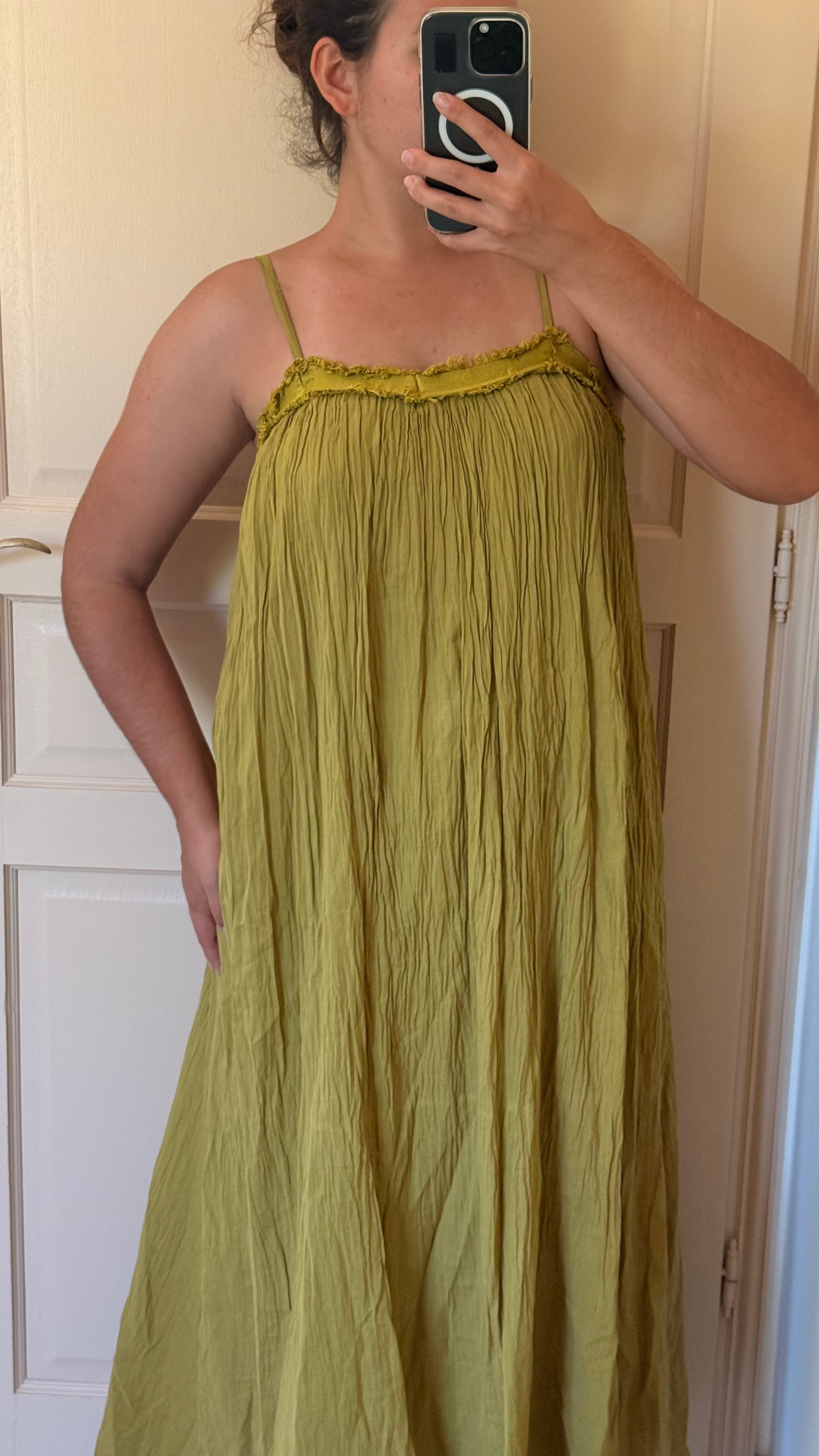 Robe bohème vert olive