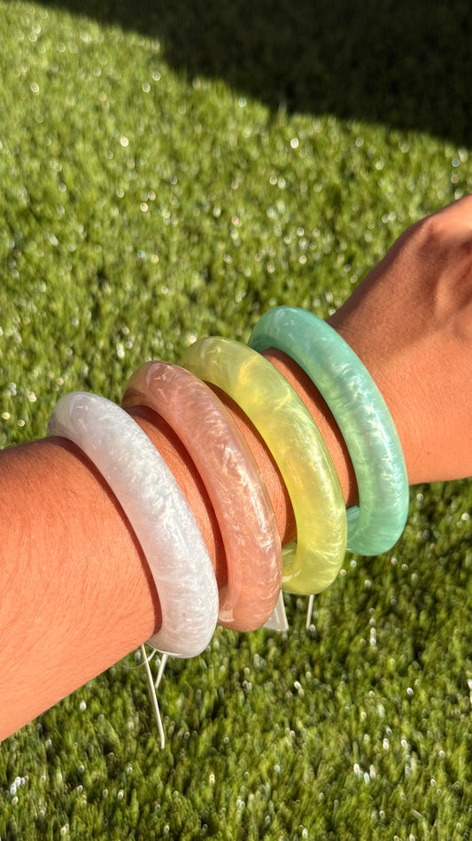 Bracelet jonc rond nacré