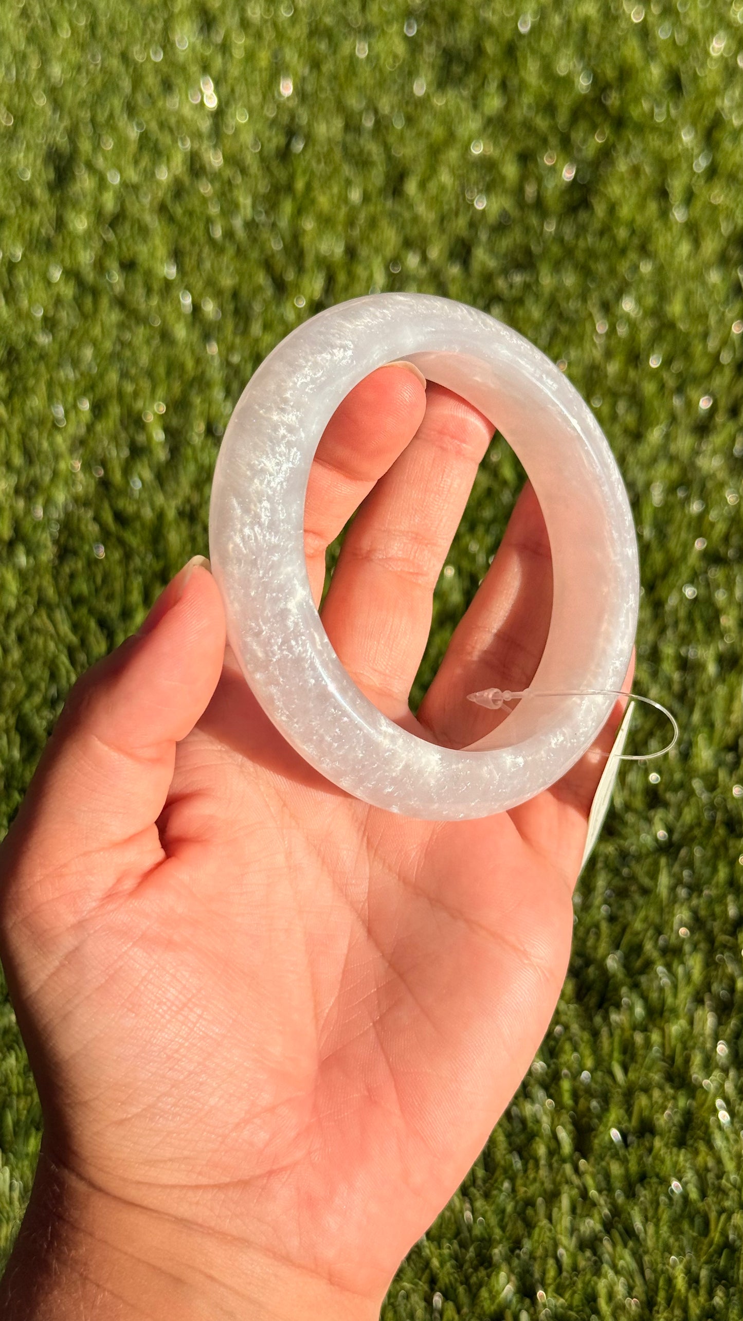 Bracelet jonc rond nacré