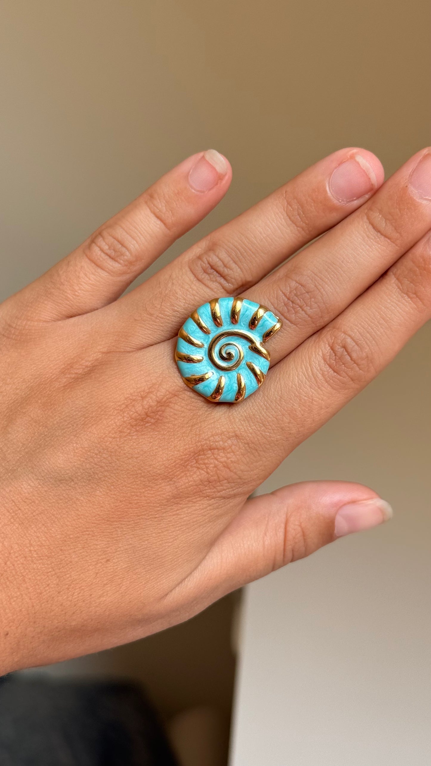 Bague coquillage bleu