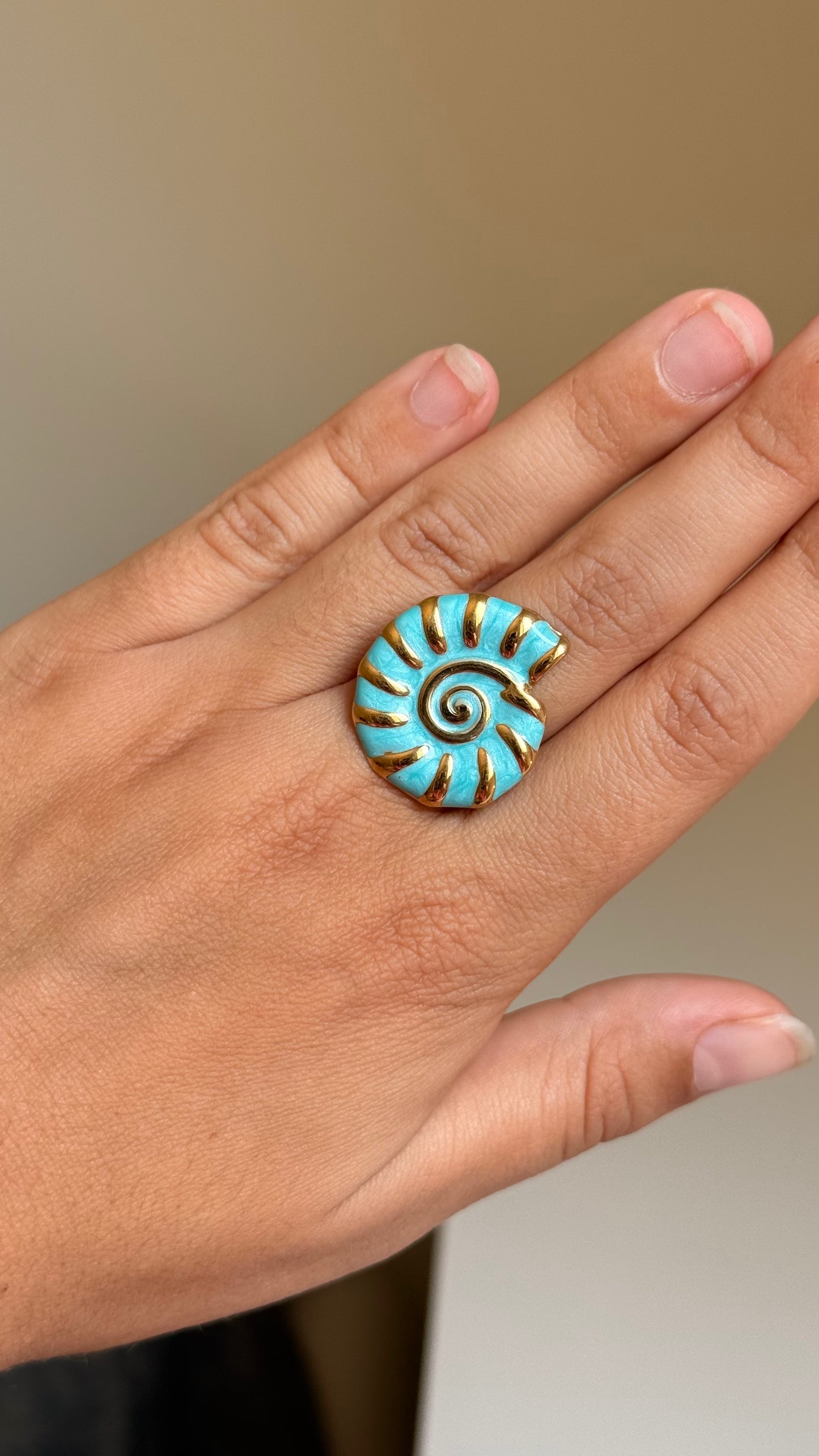 Bague coquillage bleu