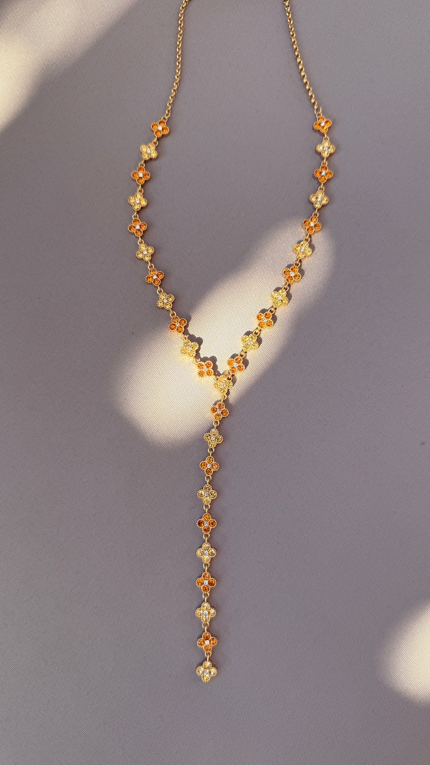 Collier sautoir Fleur strass jaune/orange