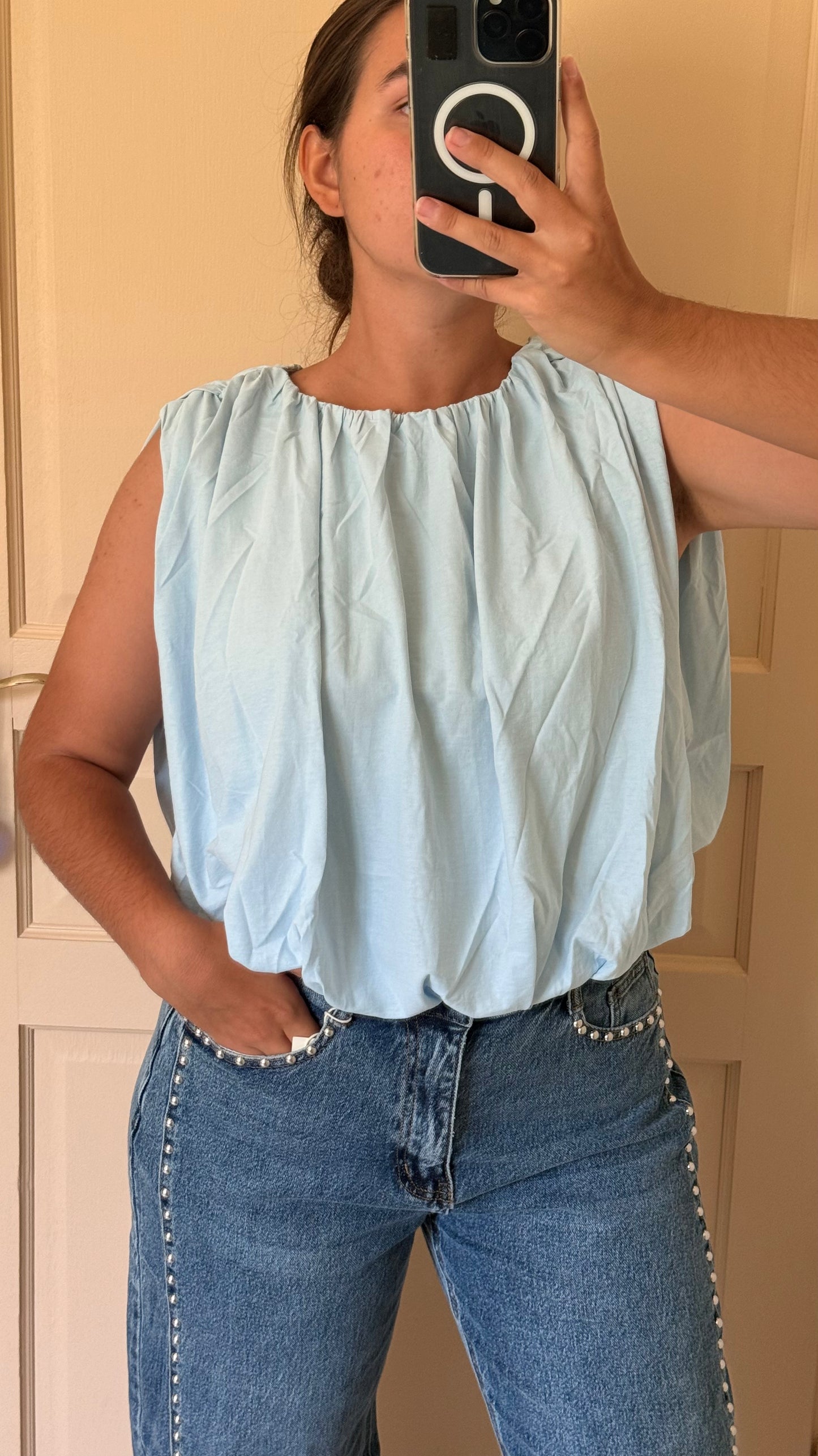 Top Romane bleu clair