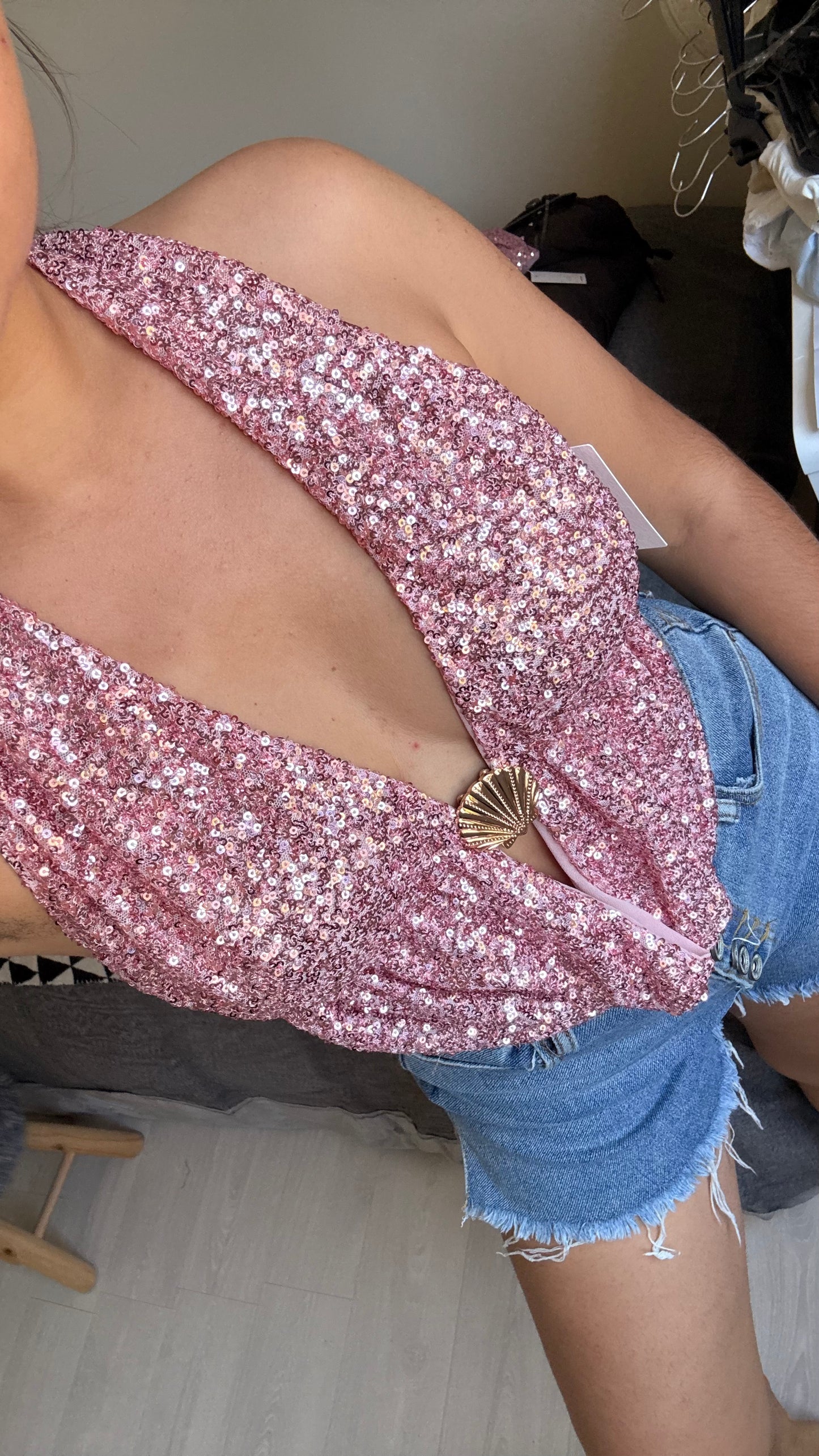 Top ariel rose