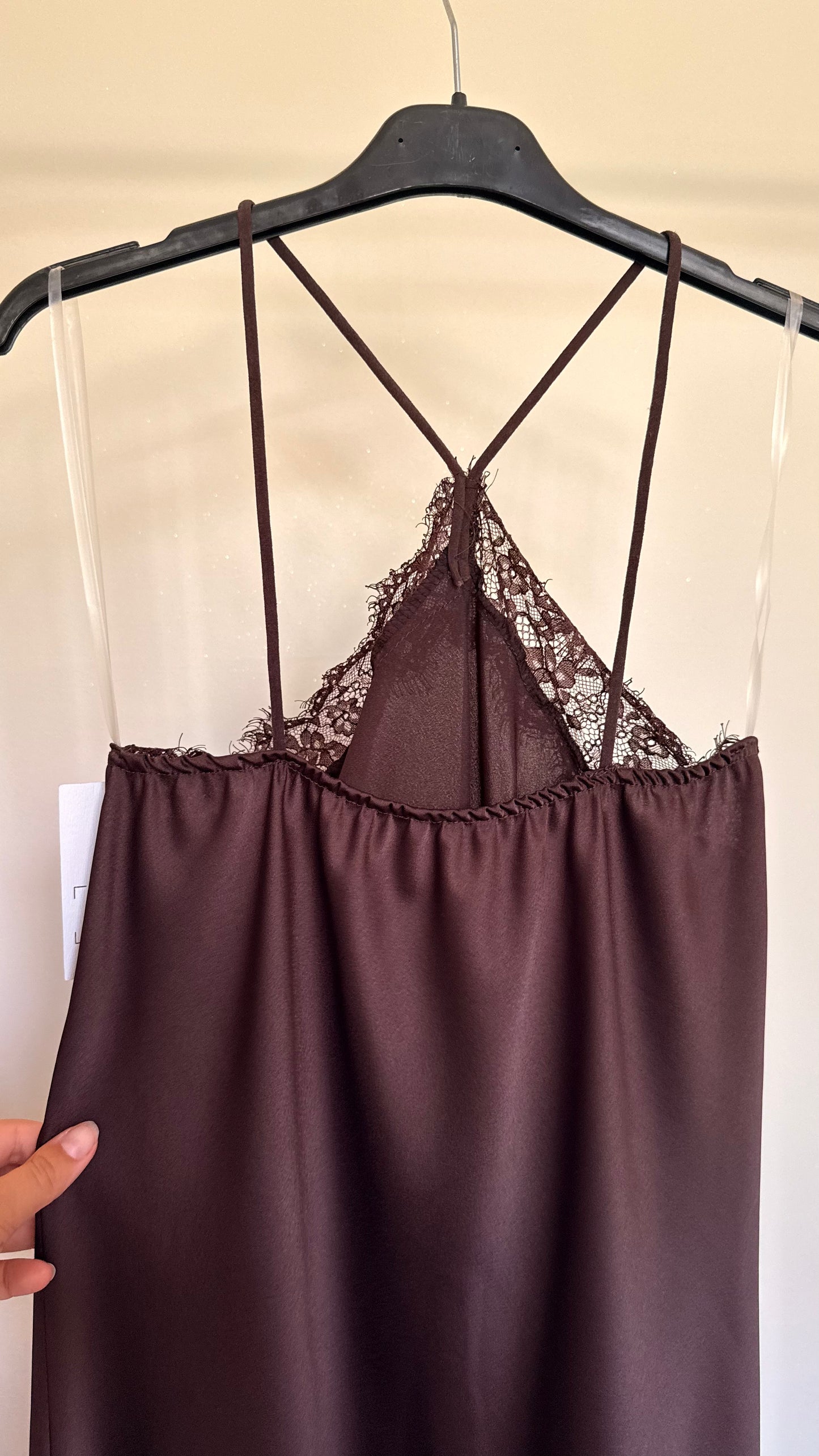 Robe asymétrique satinée