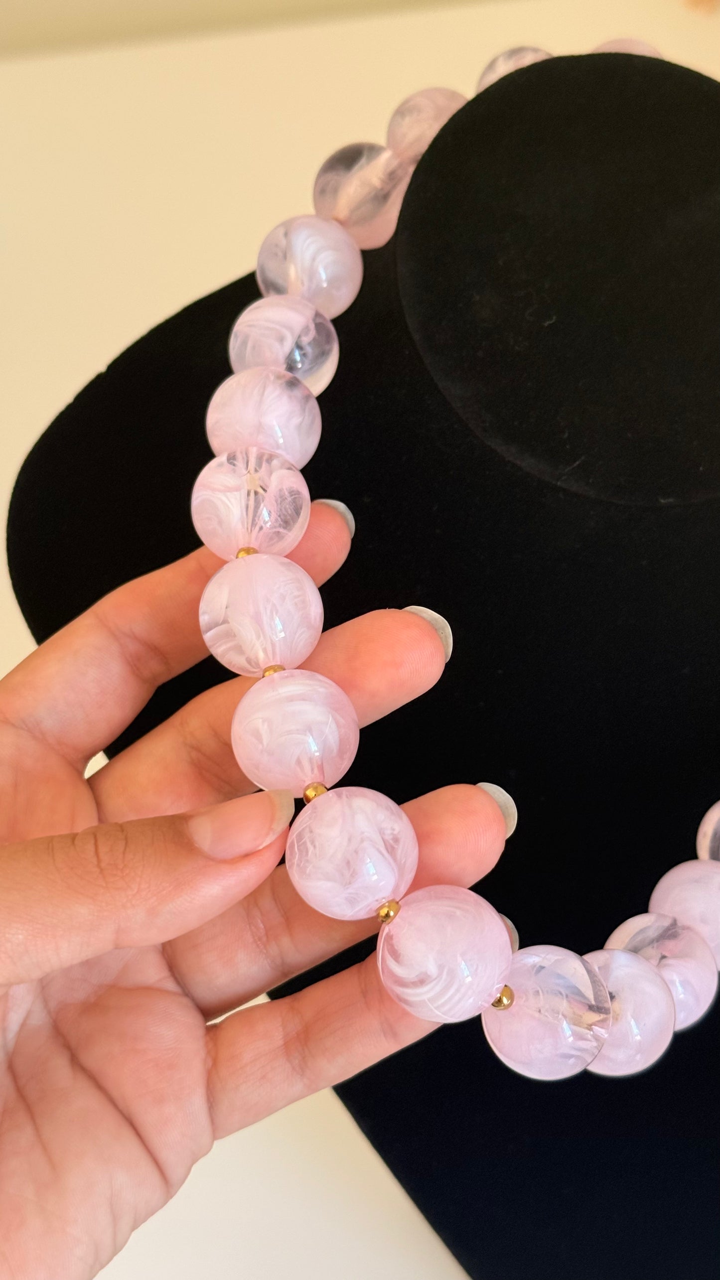 Collier grosses perles rondes rose