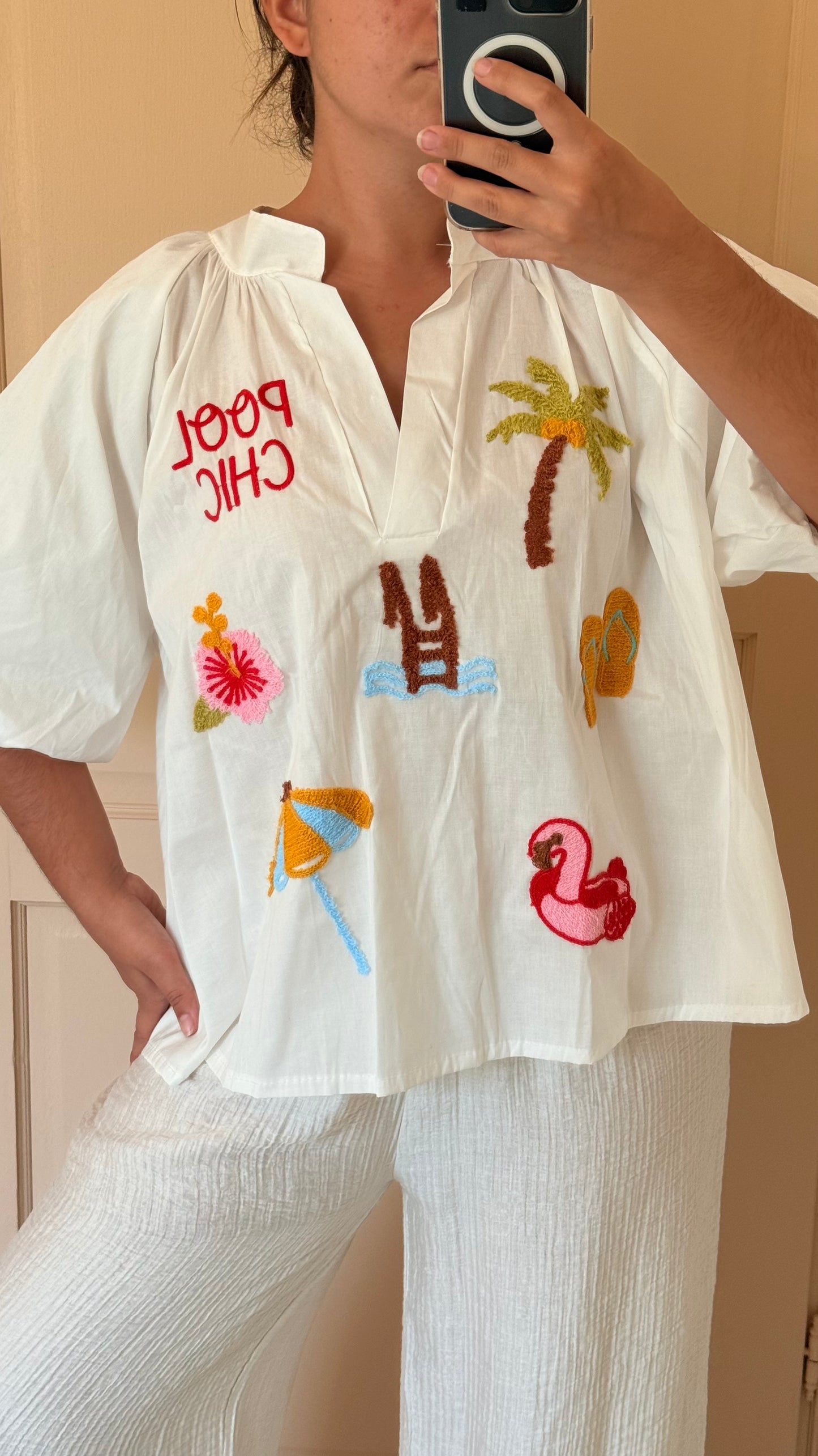 Blouse blanche brodée