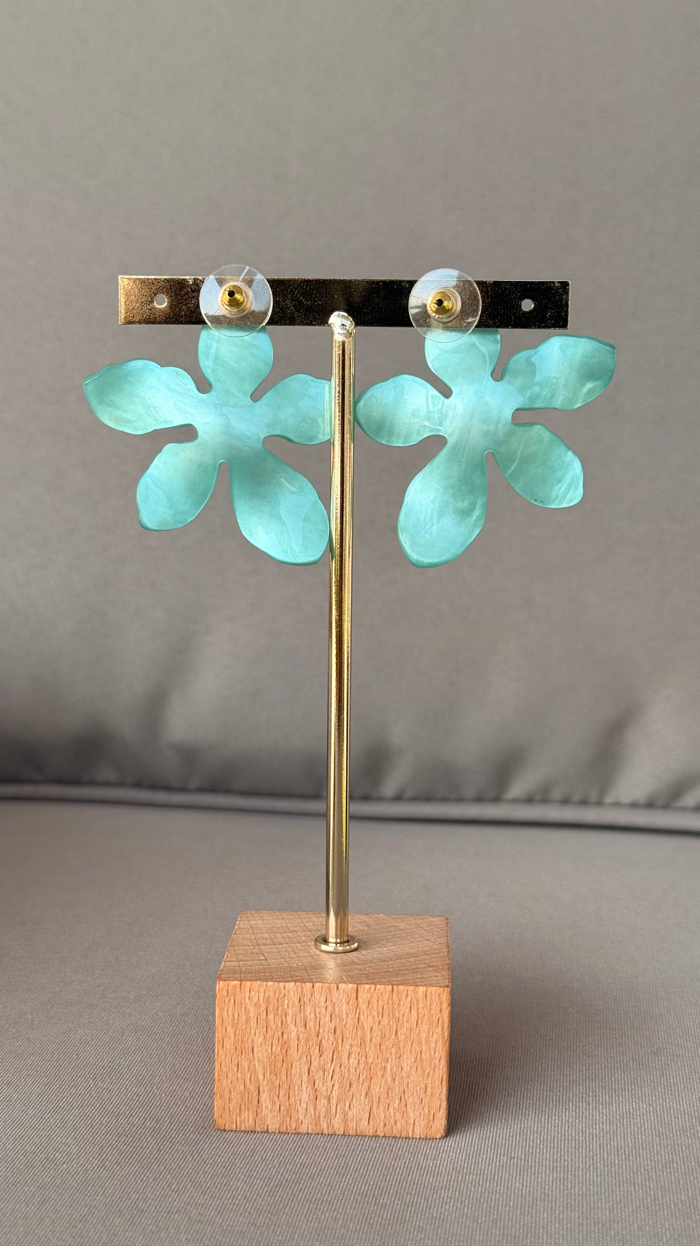 Boucles d’oreilles fleur bleu canard