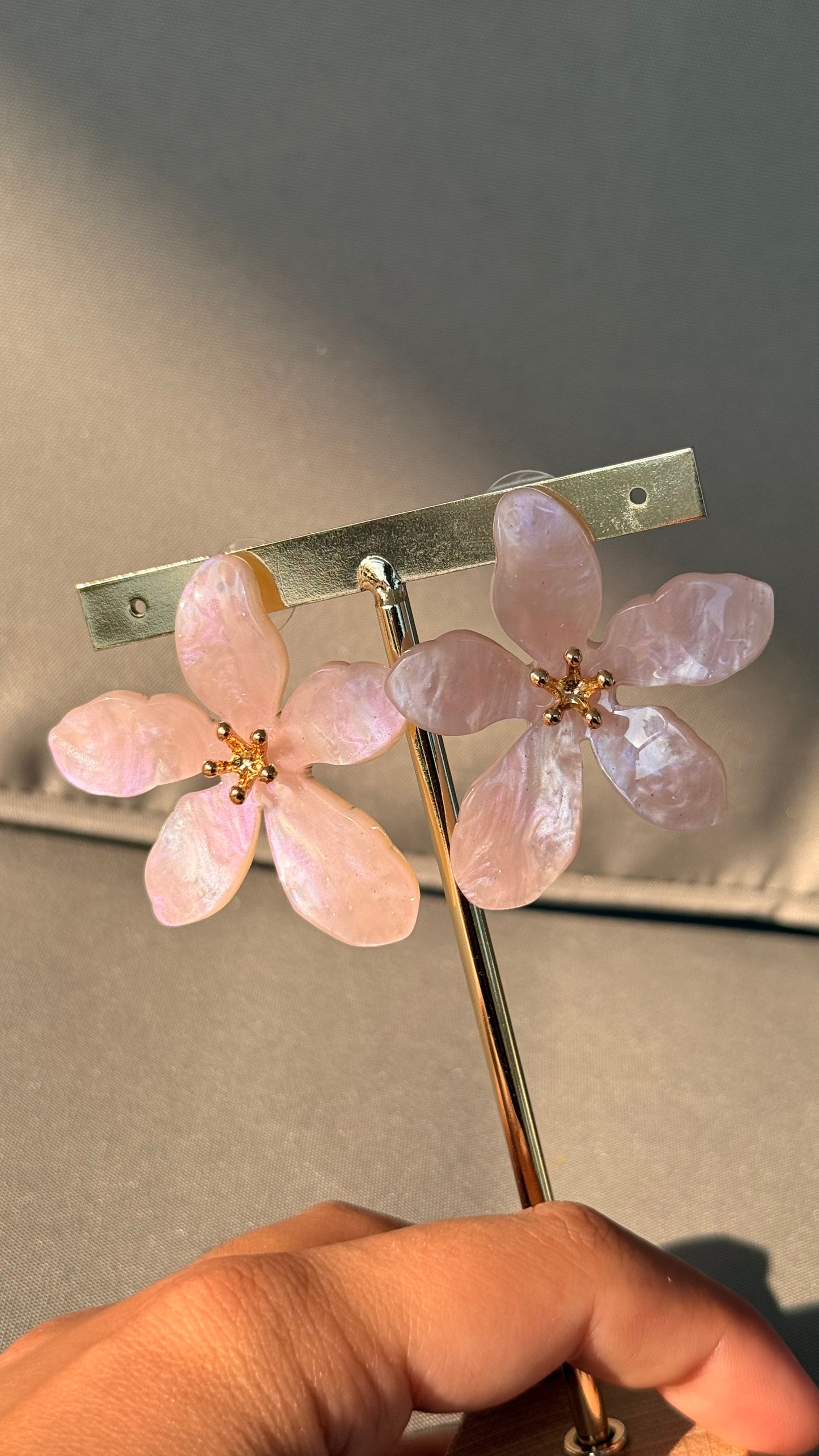 Boucles d’oreilles fleur rose